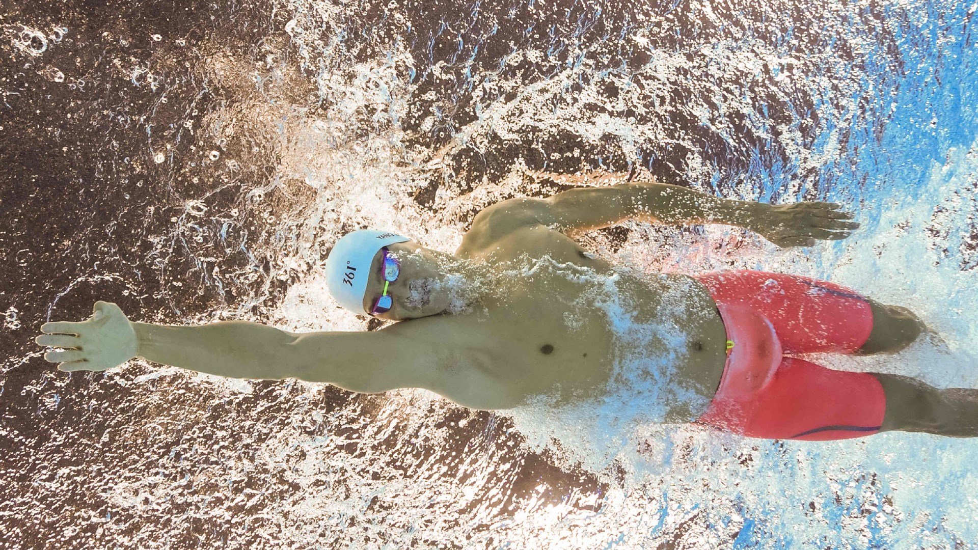 吉尔吉斯斯坦男篮在非洲预赛中拼搏，期待突破